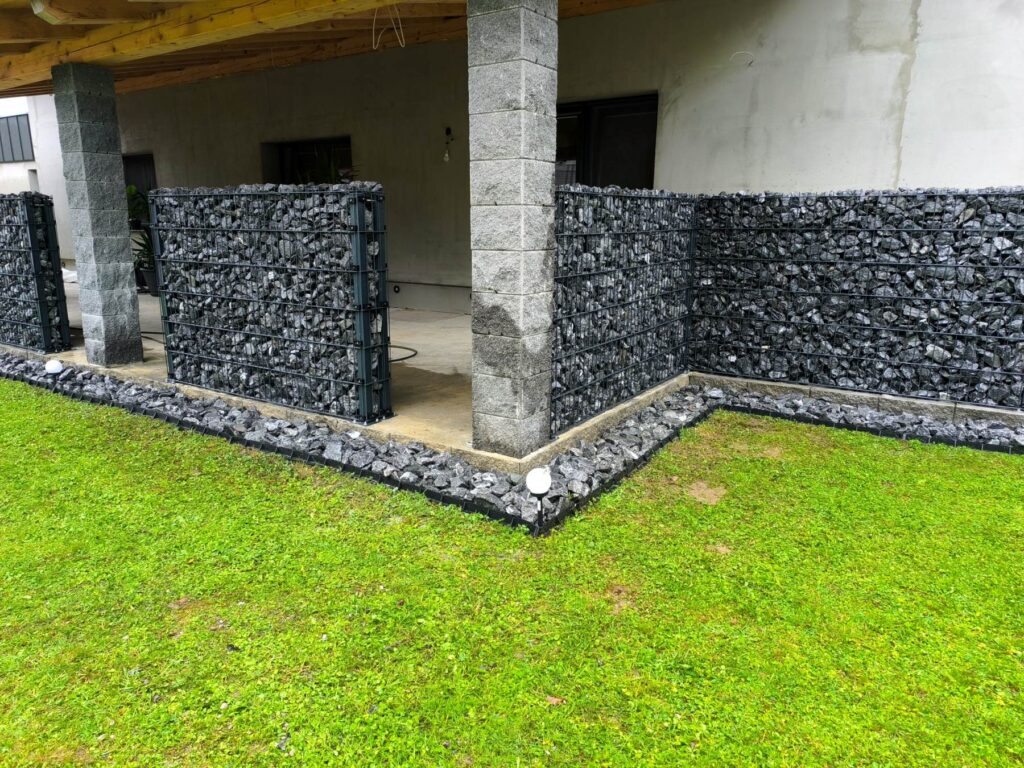 NAJDI GRADBENIKA – PANELNE OGRAJE