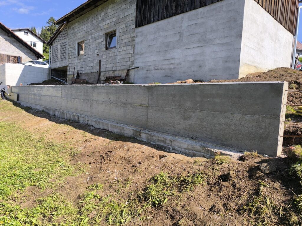 NAJDI GRADBENIKA- ŽIGA PUST S.P.